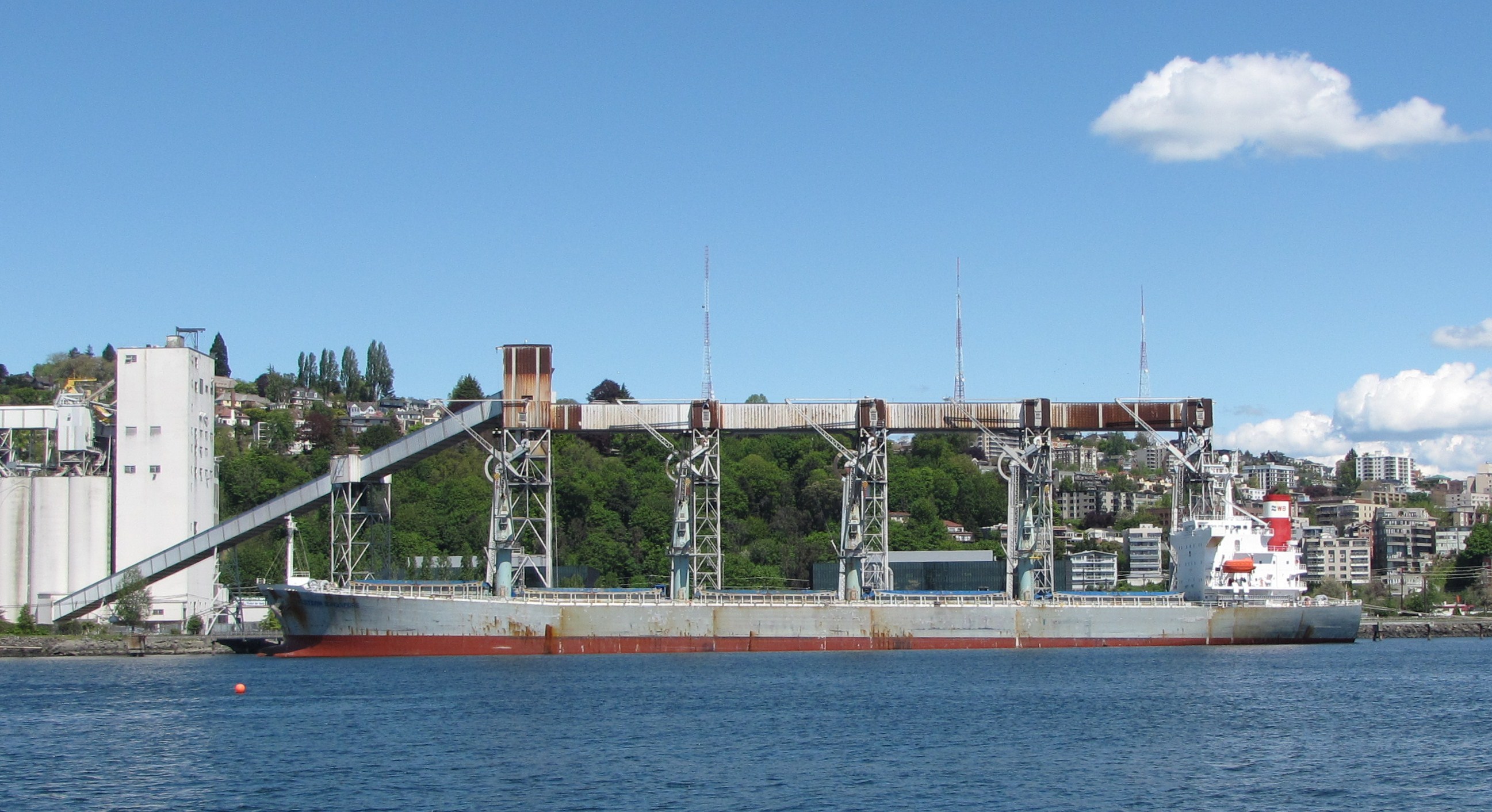 A bulk carrier alongside the grain loading terminal in Seattle